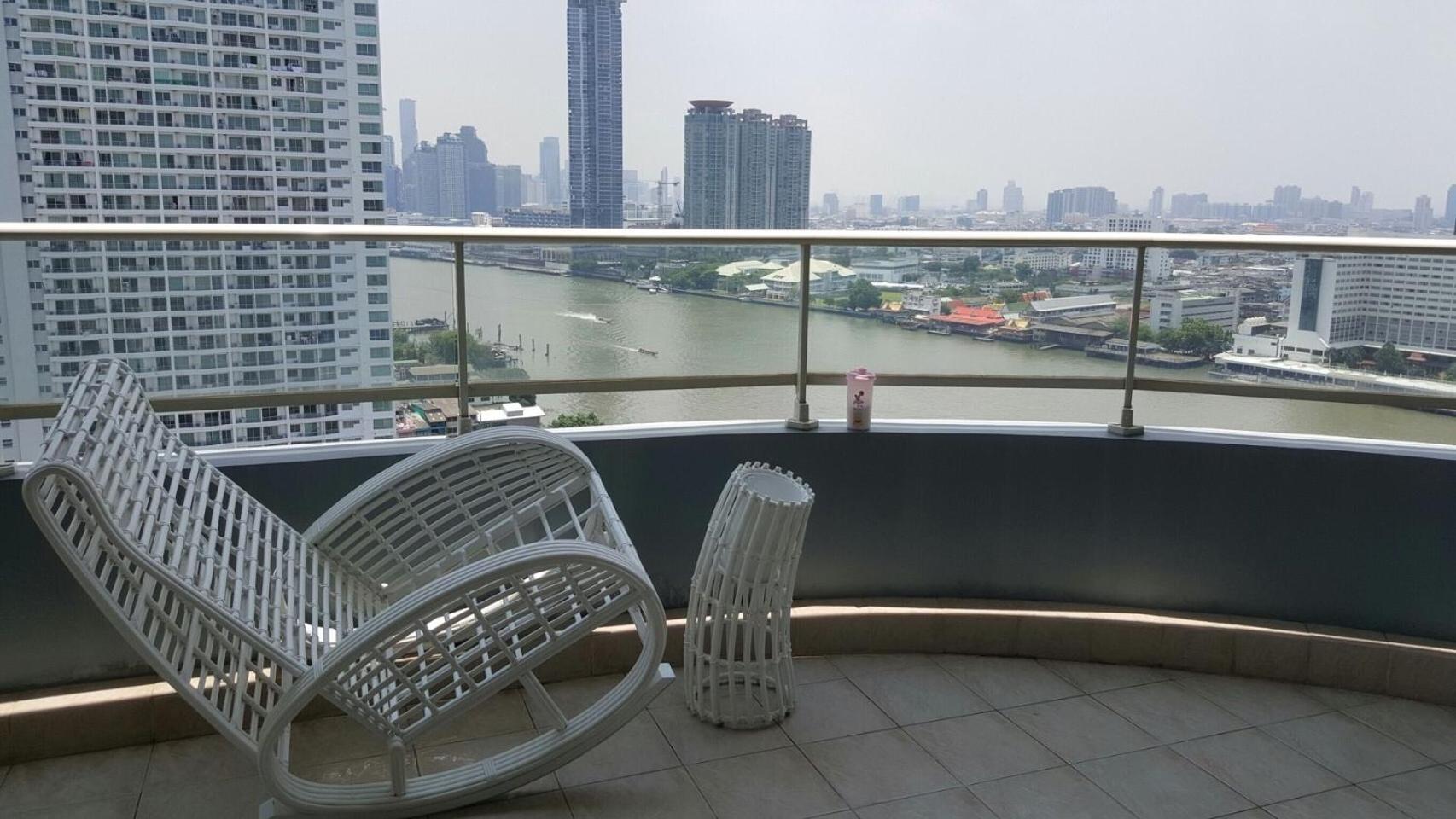 Apartment Watermark Chaophraya River Bangkok