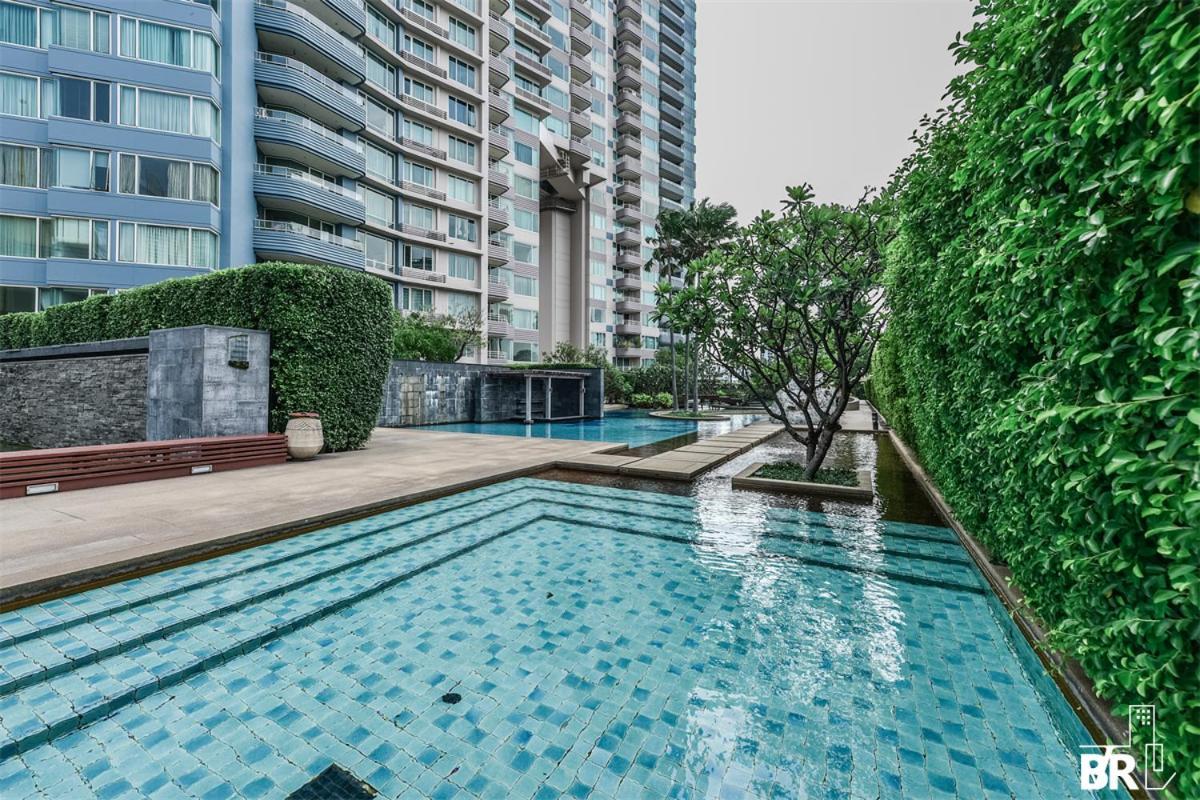 Watermark Chaophraya River Apartment